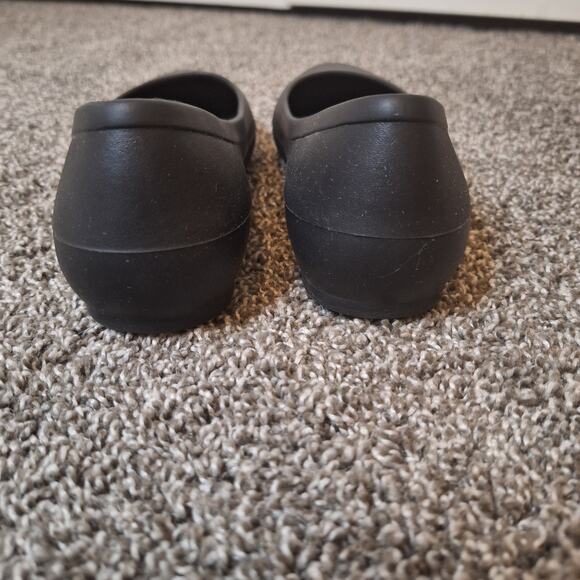 Crocs Lina womens 6 black flats pointed toe work professional shoes - Picture 4 of 5